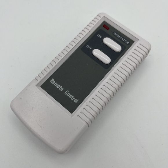 Electrical Heater Remote Controller APT-1310 Replacement Remote W/Battery Tested - Picture 2 of 5
